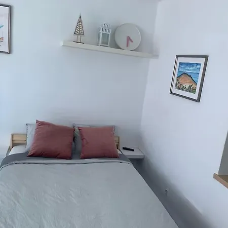 32 Apartament